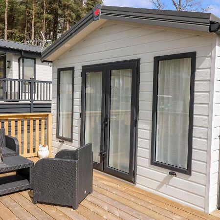 Serena Lodge Jedburgh Bagian luar foto